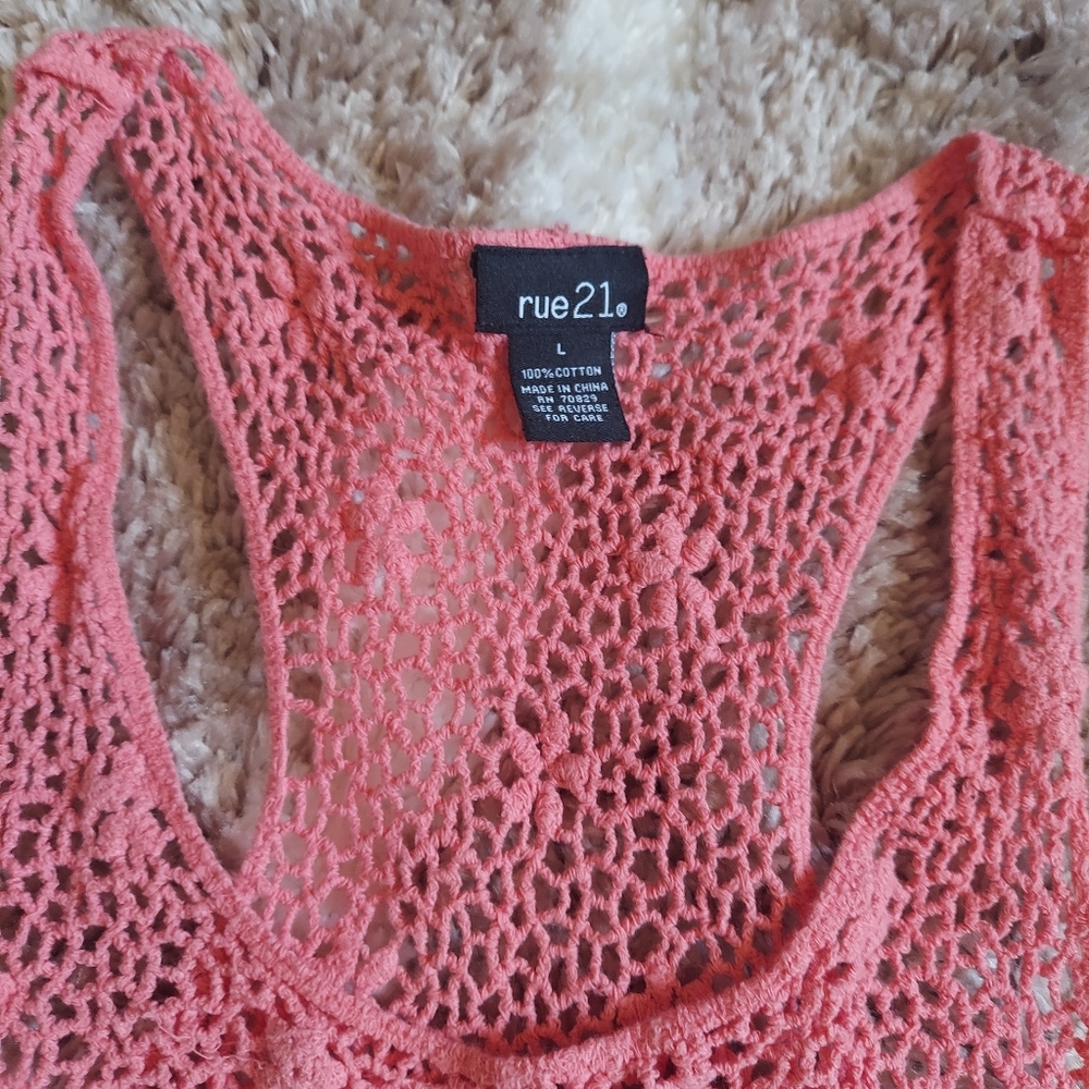 Vintage Crocheted Razorback Tank - Picture 3 of 6
